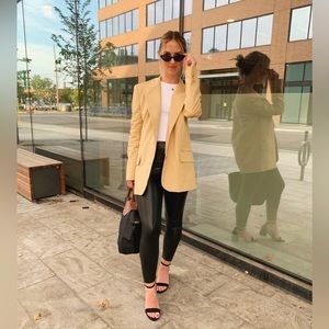 Wilfred Free Vegan Leather Leggings